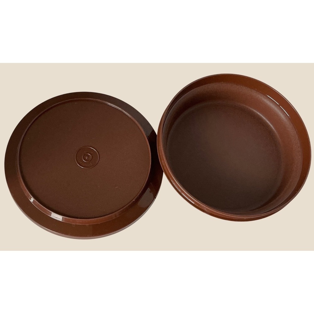 Tupperware Vintage Servalier Brown Round Bowl Lid 1206-13 Kitchen Storage 7.5in